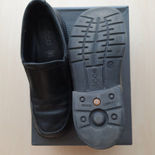 Load image into Gallery viewer, Ecco kingad suurus 34 Kasutatud
