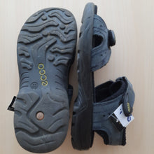Load image into Gallery viewer, Ecco laste sandaalid suurus 33 Kasutatud
